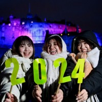 英國依親新規2024元旦生效 國際學生禁止攜家帶眷