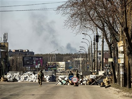 烏克蘭空襲警報連夜作響 基輔等地傳強烈爆炸聲