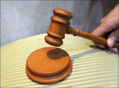 自由日日Shoot》醫院女職員偽造診斷證明 想撈賠償騙法官 反判刑判賠